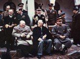 Тегеран 1943. 28 ноября – 1 декабря 1943 г. в Тегеране состоялась конференция глав правительств трех союзных держав – И. В. Сталина, Ф. Рузвельта и У. Черчилля. На конференции была достигнута договоренность об открытии второго фронта в Европе. Второй фронт был открыт 6 июня 1944 г. высадкой англо-ам