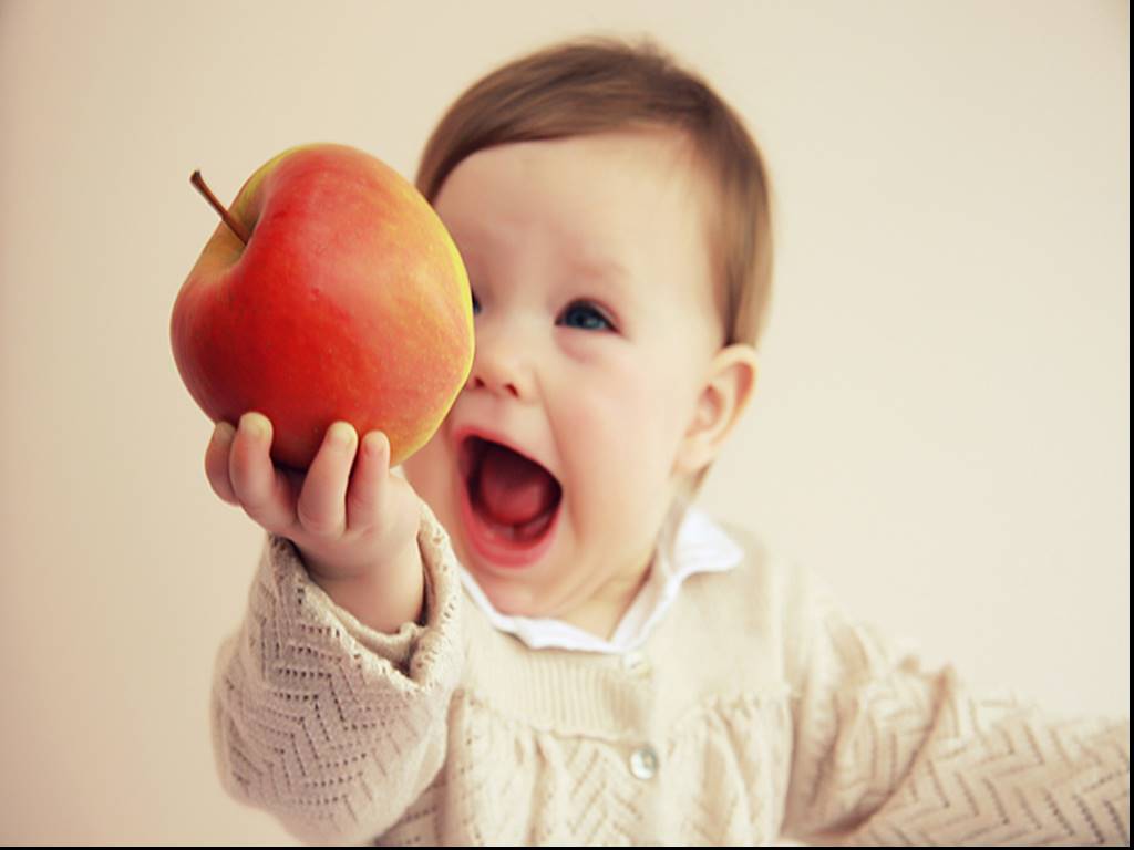 Ребенку можно свежее яблоко