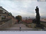 Спускаясь по лестнице, можно было некоторое время наблюдать панораму Праги.