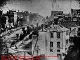 Первая фотография (дагерротип), на которой запечатлен человек. Дагерр, 1838-1839. Boulevard du Temple, Paris.