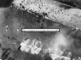 Вид с воздуха на высадку союзных войск