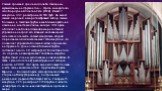 Самый громкий среди когда-либо созданных музыкальных инструментов — Орган концертного зала Бордуок в Атлантик-Сити (США). Имеет 7 мануалов, 337 регистров и 33 114 труб. Он имеет самый широкий в мире тембровый набор, самые большие и тяжёлые трубы и наибольшее рабочее давление в системе подачи воздуха