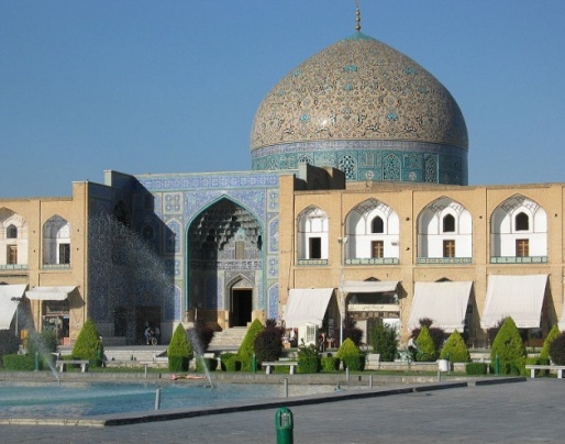 Файл: Шейх Lotfallah Esfahan.JPG