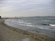 http://upload.wikimedia.org/wikipedia/ru/thumb/f/fb/Sunny_Beach_first_meter.jpg/180px-Sunny_Beach_first_meter.jpg